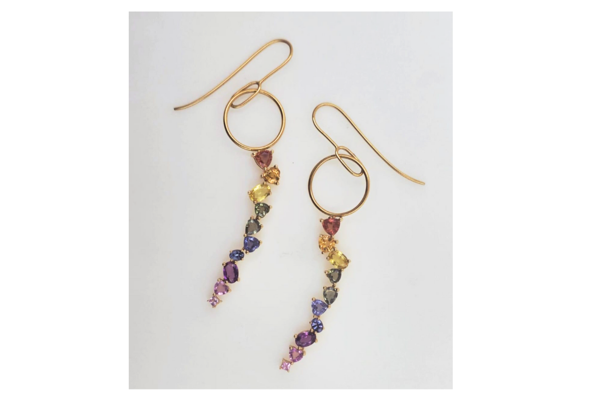 Pendientes en oro amarillo con zafiros