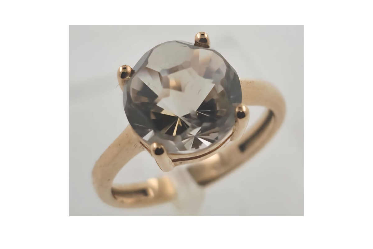 Sortija en oro rosa con cuarzo ahumado